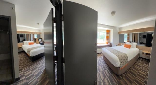 Microtel Inn & Suites By Wyndham Gatlinburg Zewnętrze zdjęcie